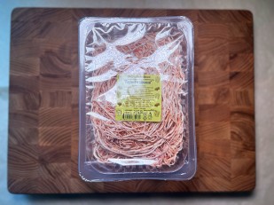 Диспенсеры для снеков: Сыр Чечил паутинка (аджика)  500 гр.