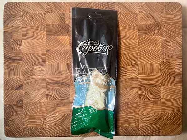 Сыр 100 гр ГОРНЫЙ СЫРОВАР (Косичка с укропом и чесноком) в Улан-Удэ