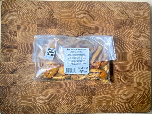 Сыр 150 гр ГОРНЫЙ СЫРОВАР (Ассорти копчёный с укропом и чесноком) в Улан-Удэ