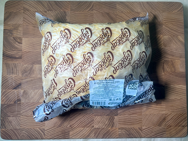 Сыр 1 кг ГОРНЫЙ СЫРОВАР (Паутинка со вкусом красной икры) в Улан-Удэ