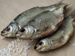 Путассу соломка: Вобла астраханская ГОСТ с икрой